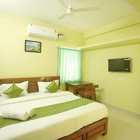 Le Leos Park Inn Puducherry Zewnętrze zdjęcie