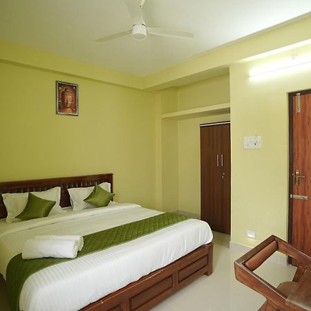 Le Leos Park Inn Puducherry Zewnętrze zdjęcie