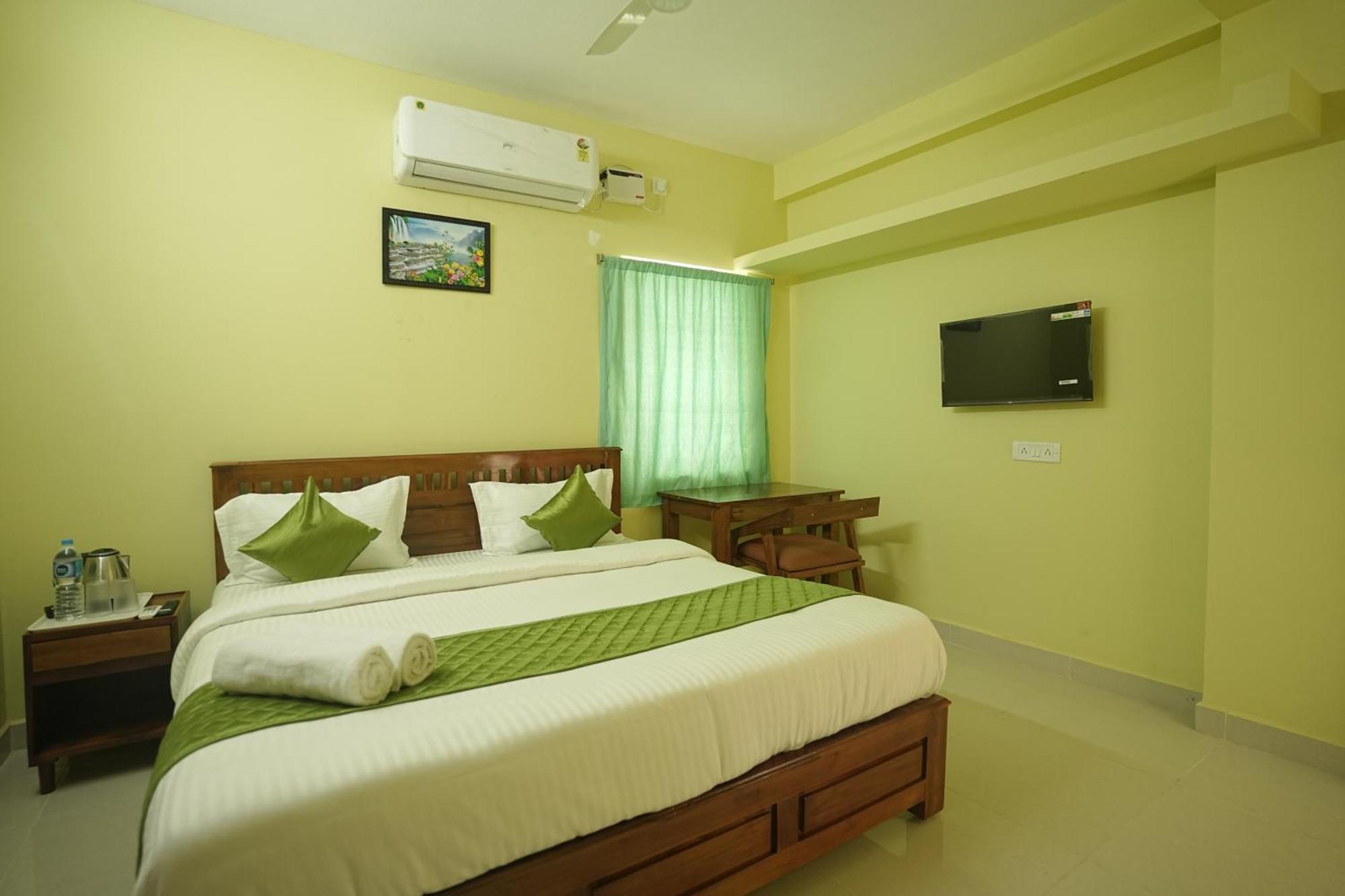 Le Leos Park Inn Puducherry Zewnętrze zdjęcie